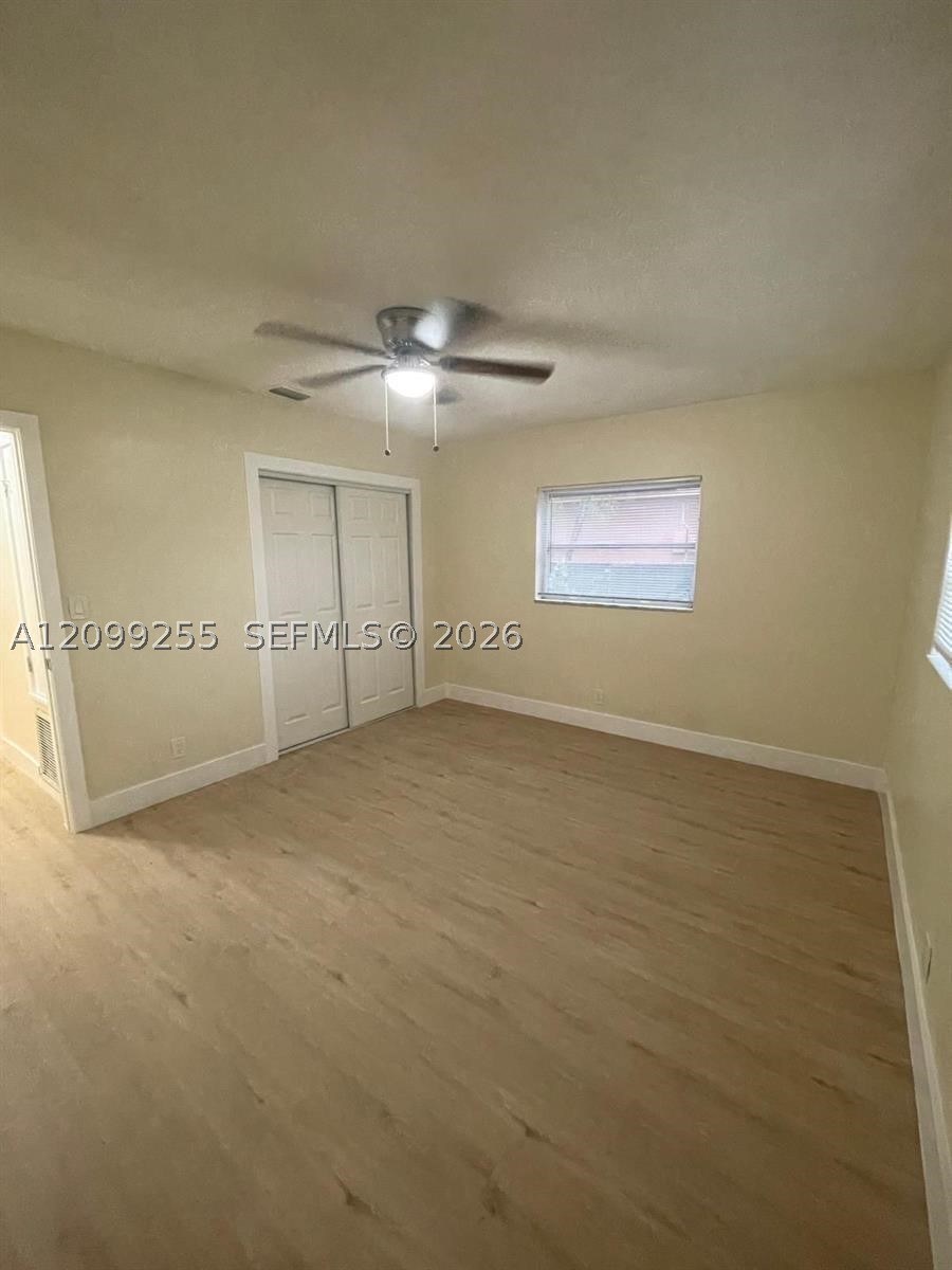 4986 SW 7th St, Margate FL 33068