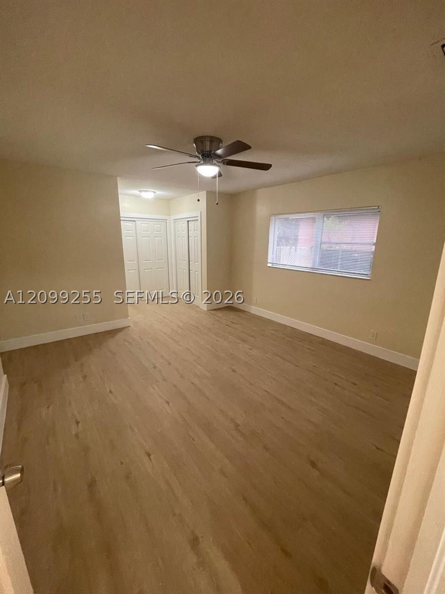 4986 SW 7th St, Margate FL 33068