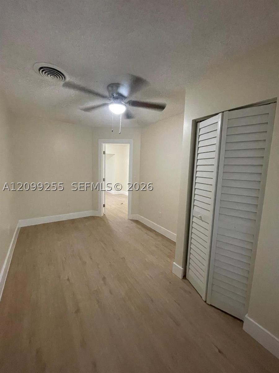 4986 SW 7th St, Margate FL 33068