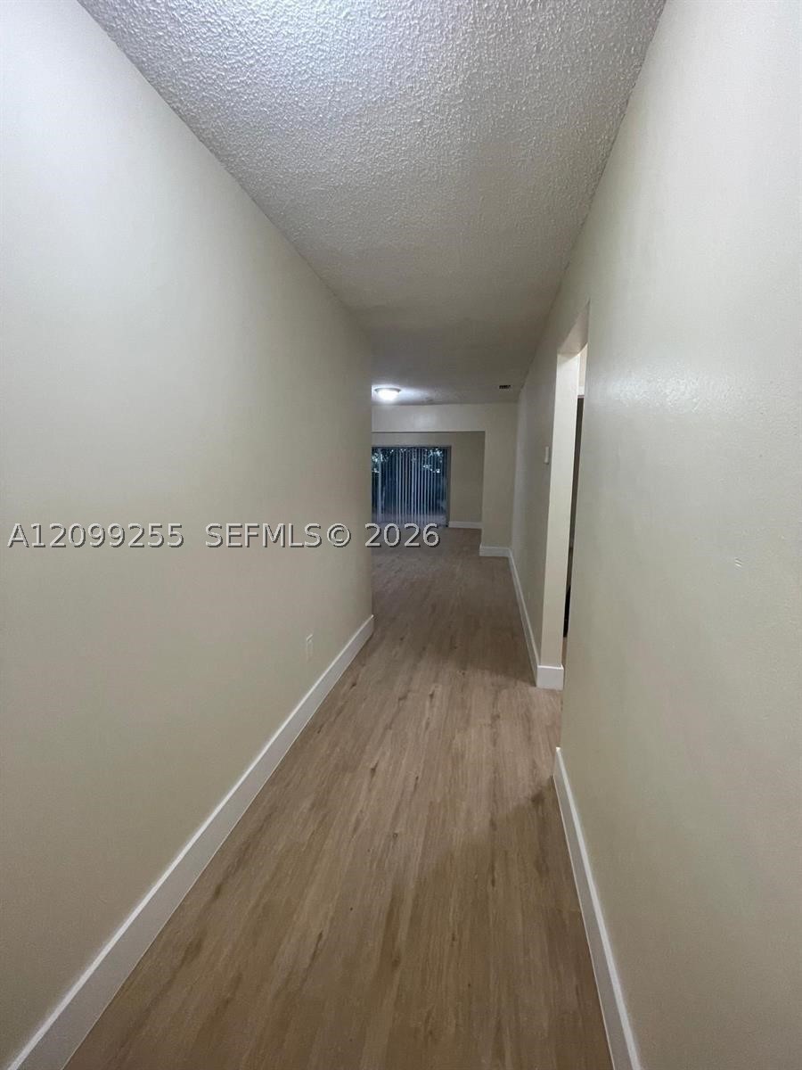 4986 SW 7th St, Margate FL 33068