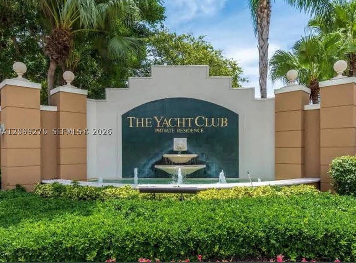 19901 E Country Club Dr #2103, Aventura FL 33180