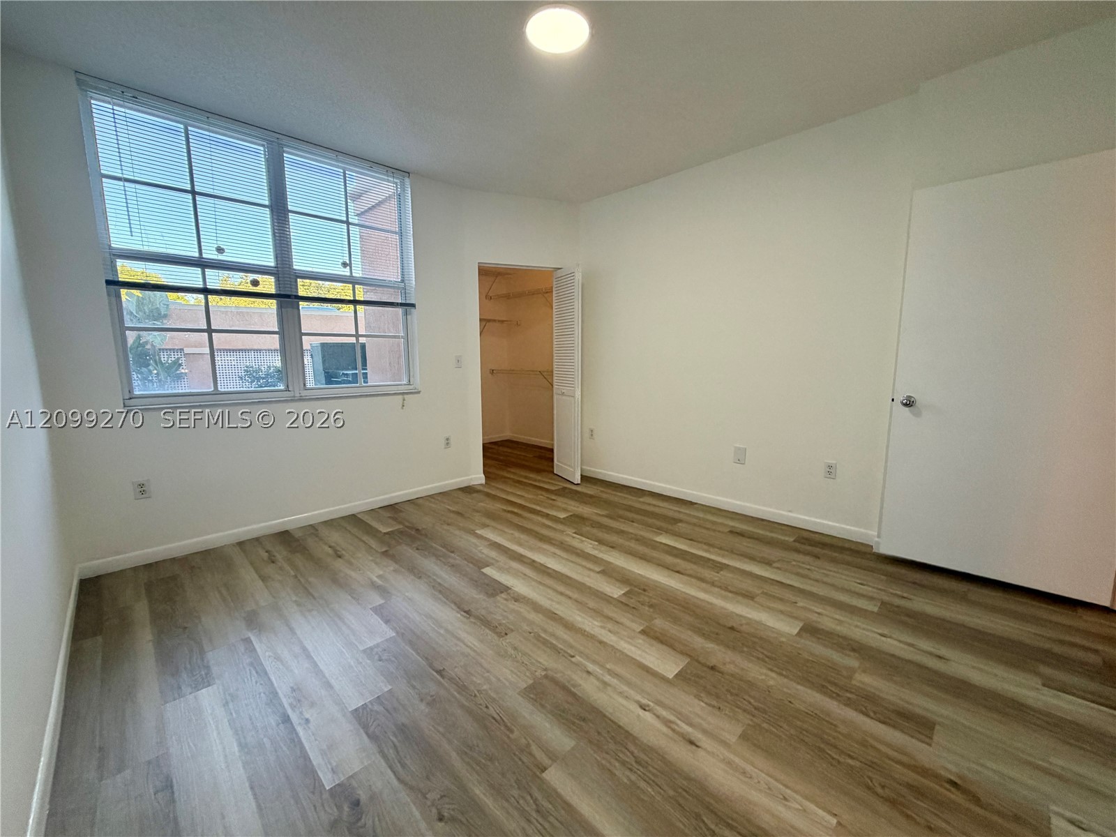19901 E Country Club Dr #2103, Aventura FL 33180