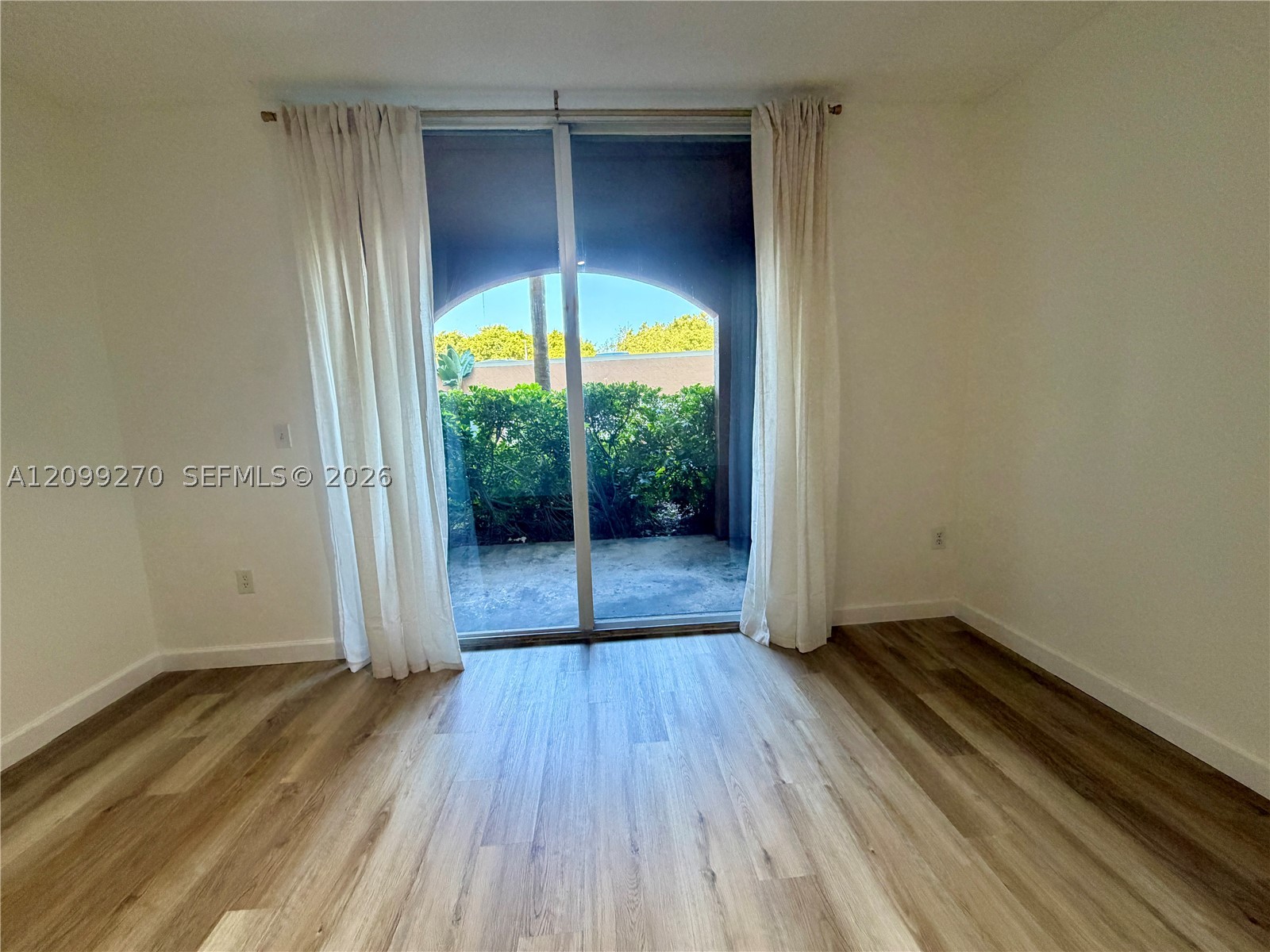 19901 E Country Club Dr #2103, Aventura FL 33180