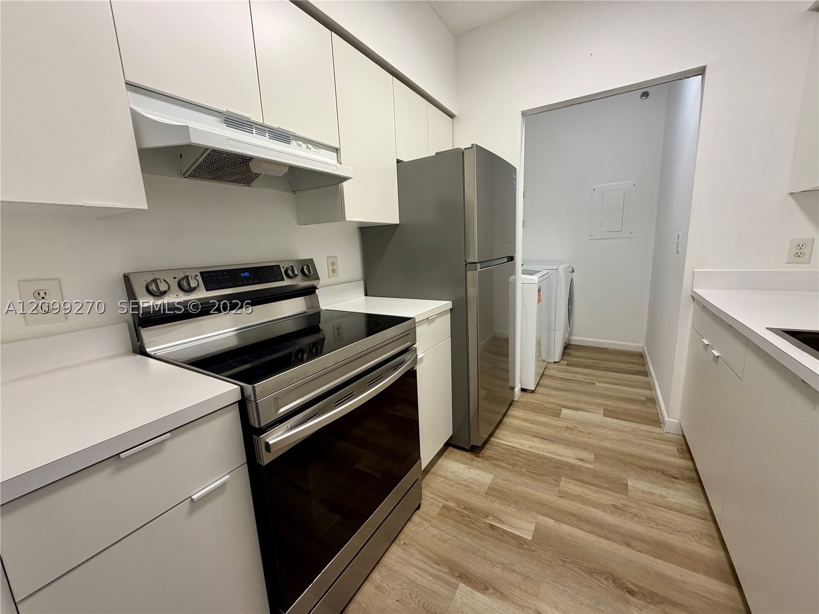 19901 E Country Club Dr #2103, Aventura FL 33180