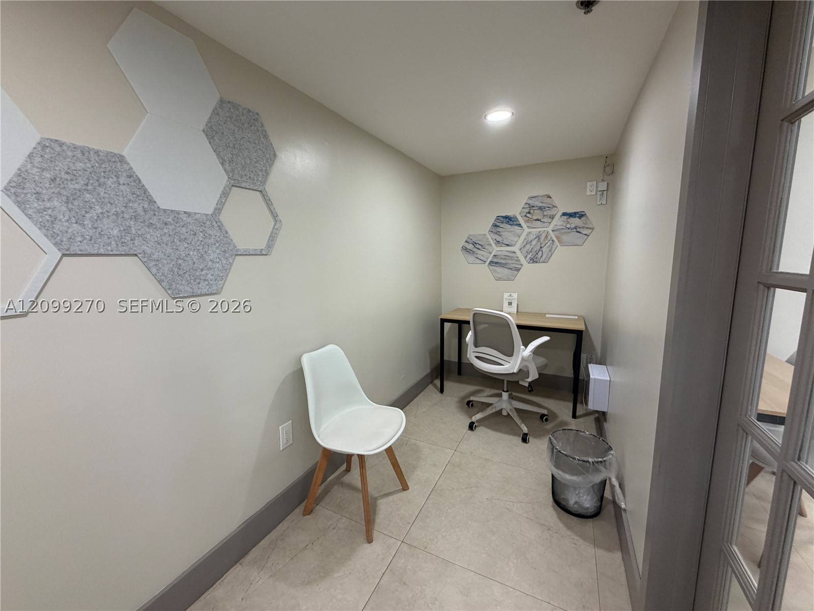 19901 E Country Club Dr #2103, Aventura FL 33180