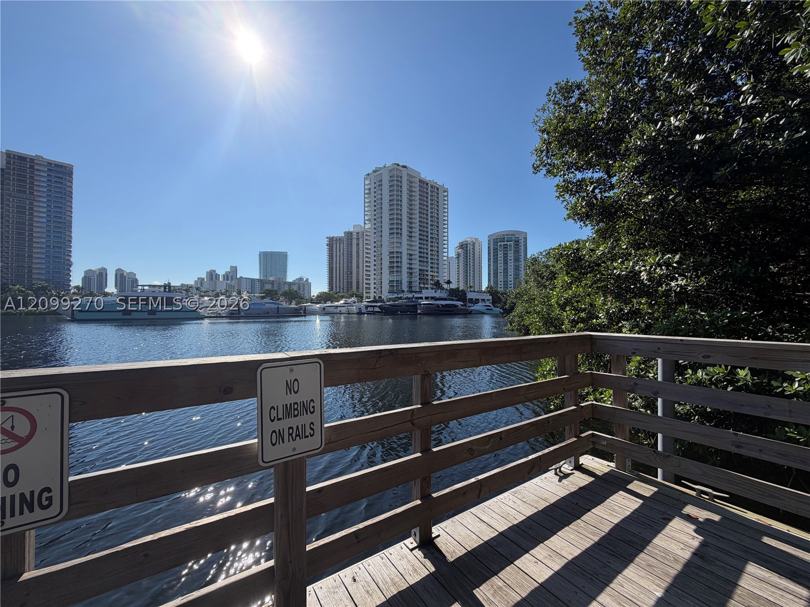 19901 E Country Club Dr #2103, Aventura FL 33180