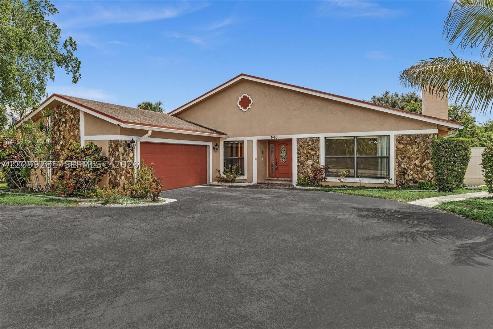 7480 NW 37th Ct, Lauderhill FL 33319