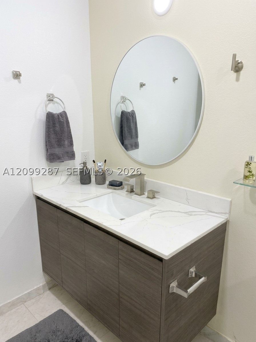 234 NE 3rd St #2202, Miami FL 33132