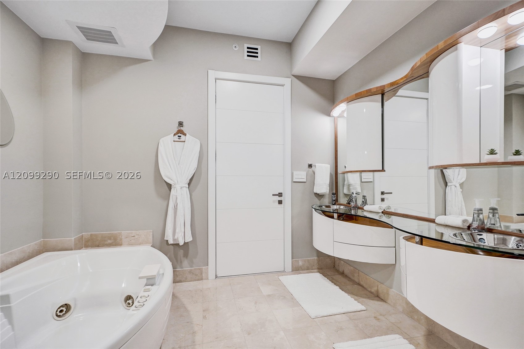 18101 Collins Ave #602, Sunny Isles Beach FL 33160