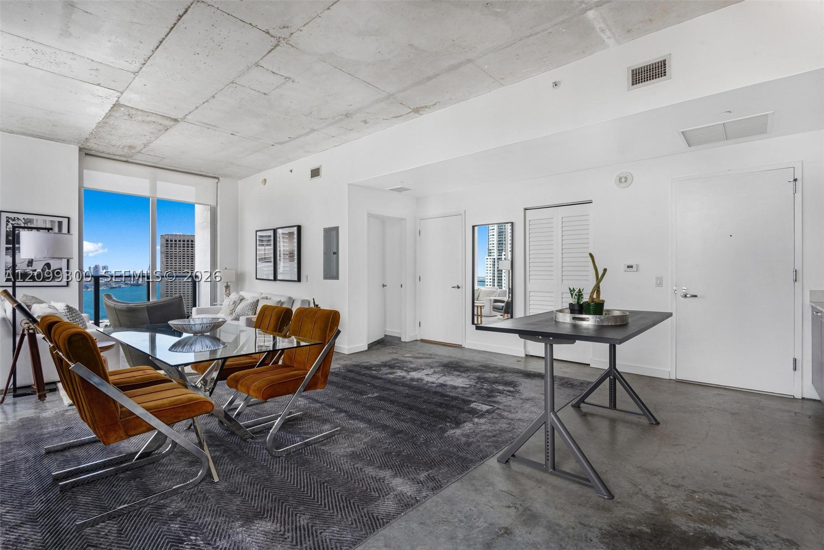 151 SE 1st St #2102, Miami FL 33131