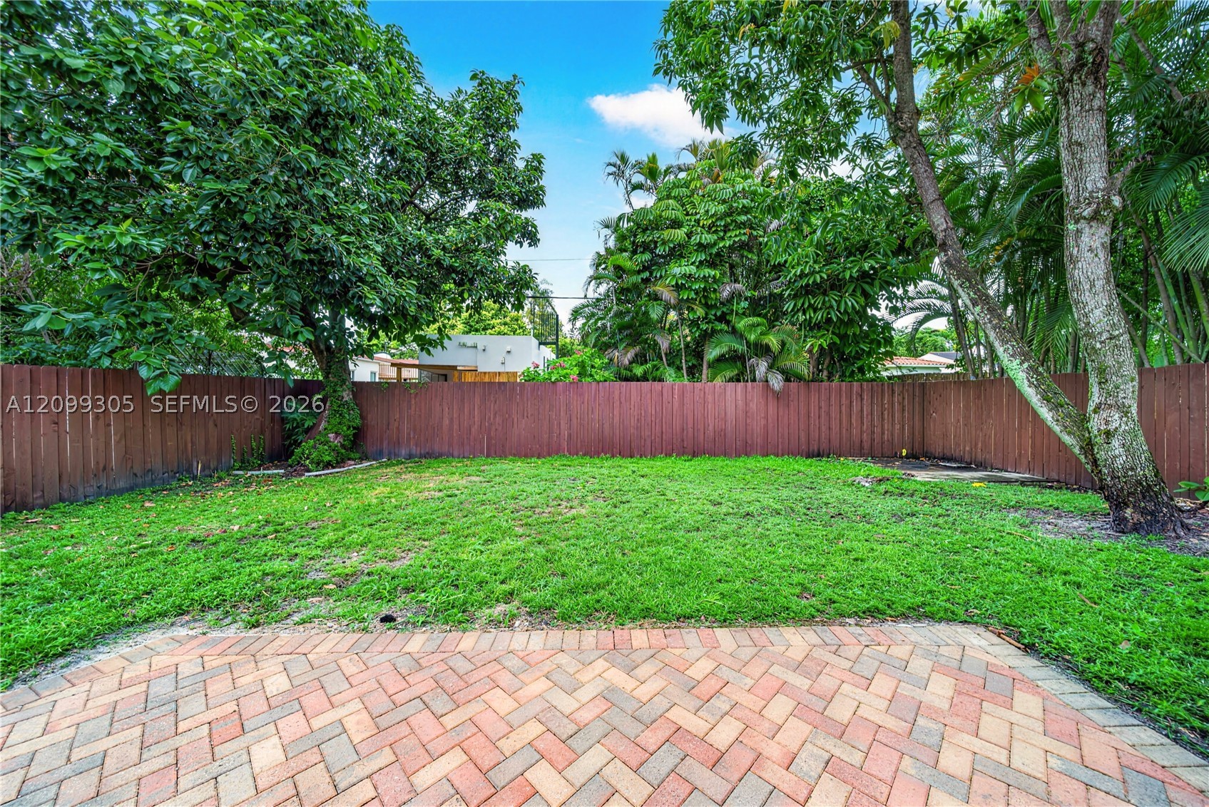 717 NE 73rd St, Miami FL 33138