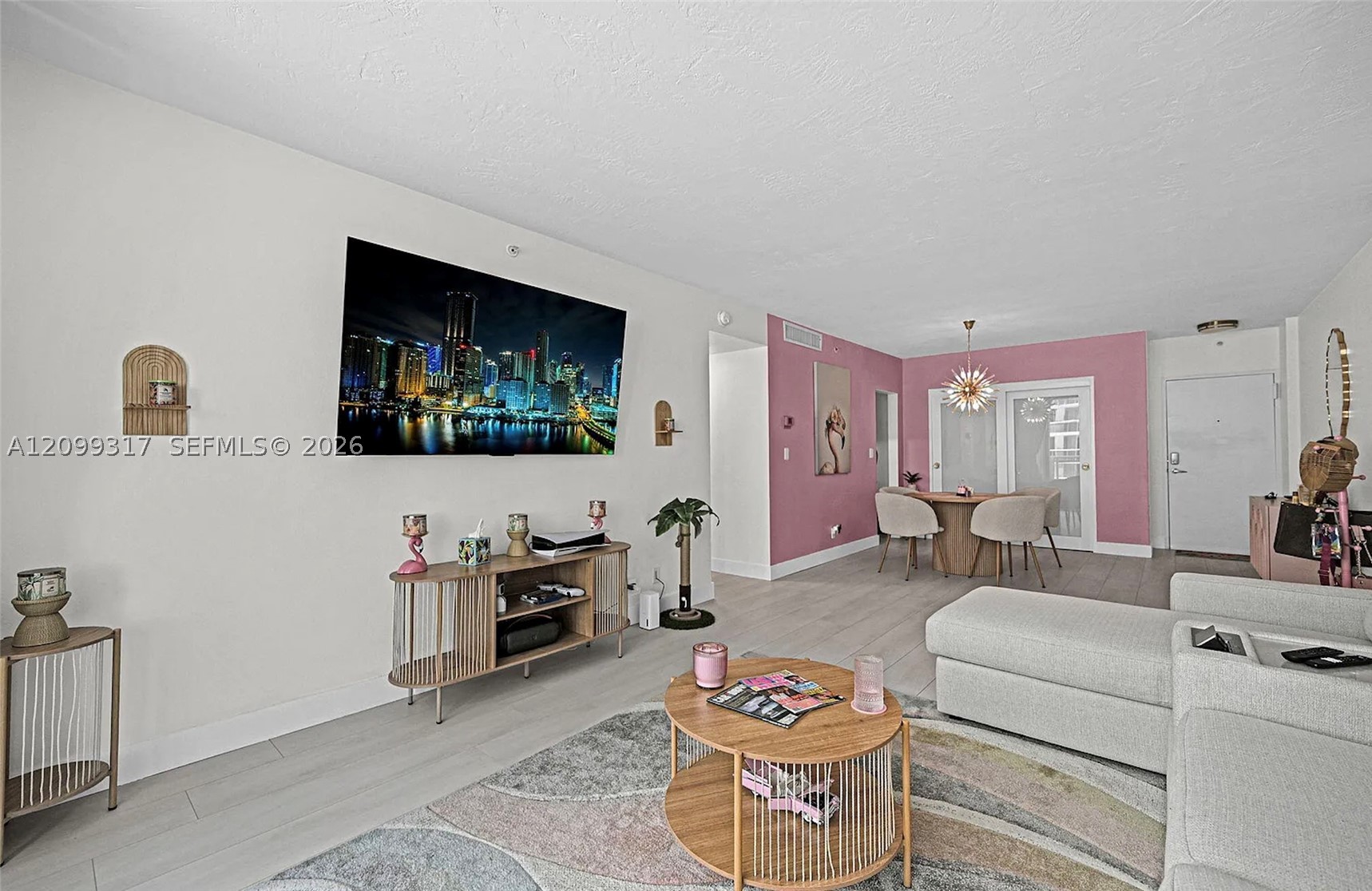 3001 OCEAN #403, Hollywood FL 33019