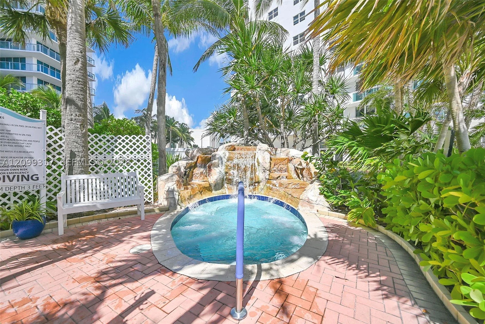 3001 OCEAN #403, Hollywood FL 33019