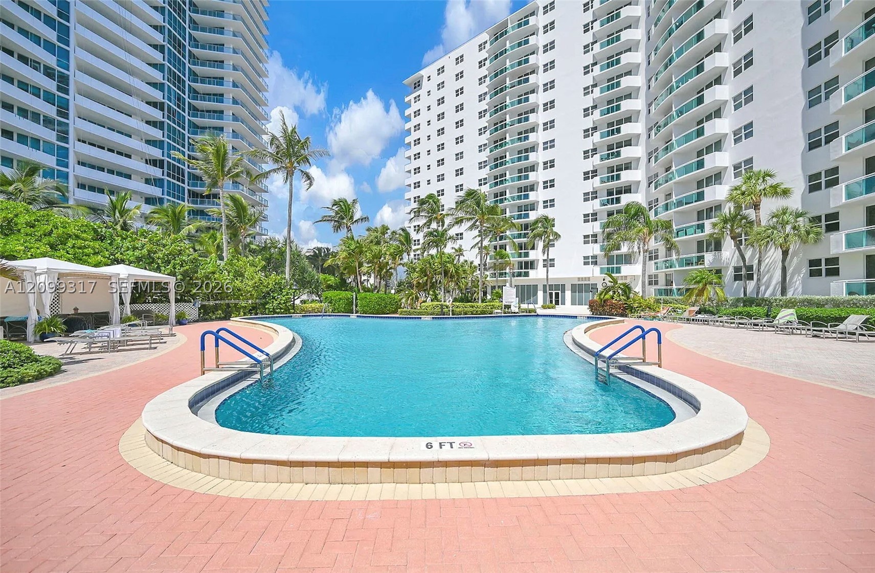3001 OCEAN #403, Hollywood FL 33019