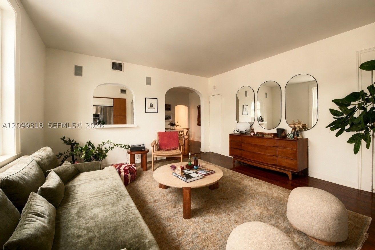 1061 Meridian Ave #2A, Miami Beach FL 33139