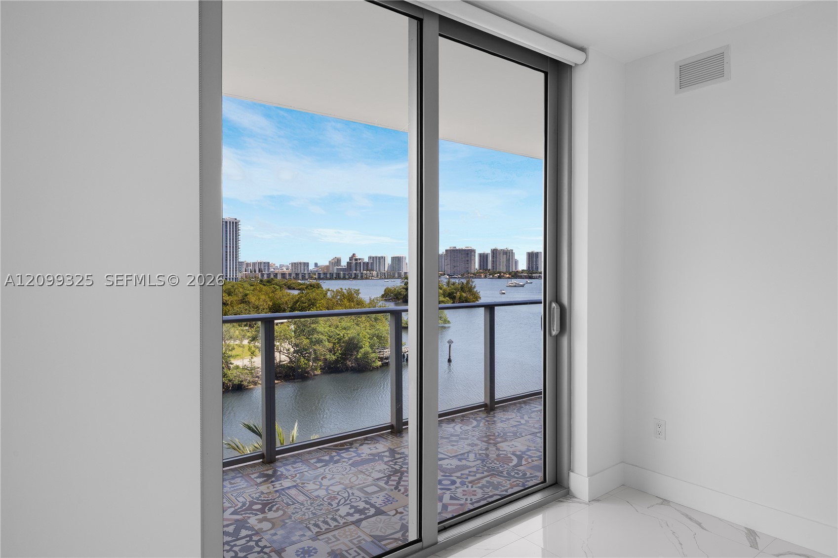 16385 Biscayne Blvd #506, North Miami Beach FL 33160