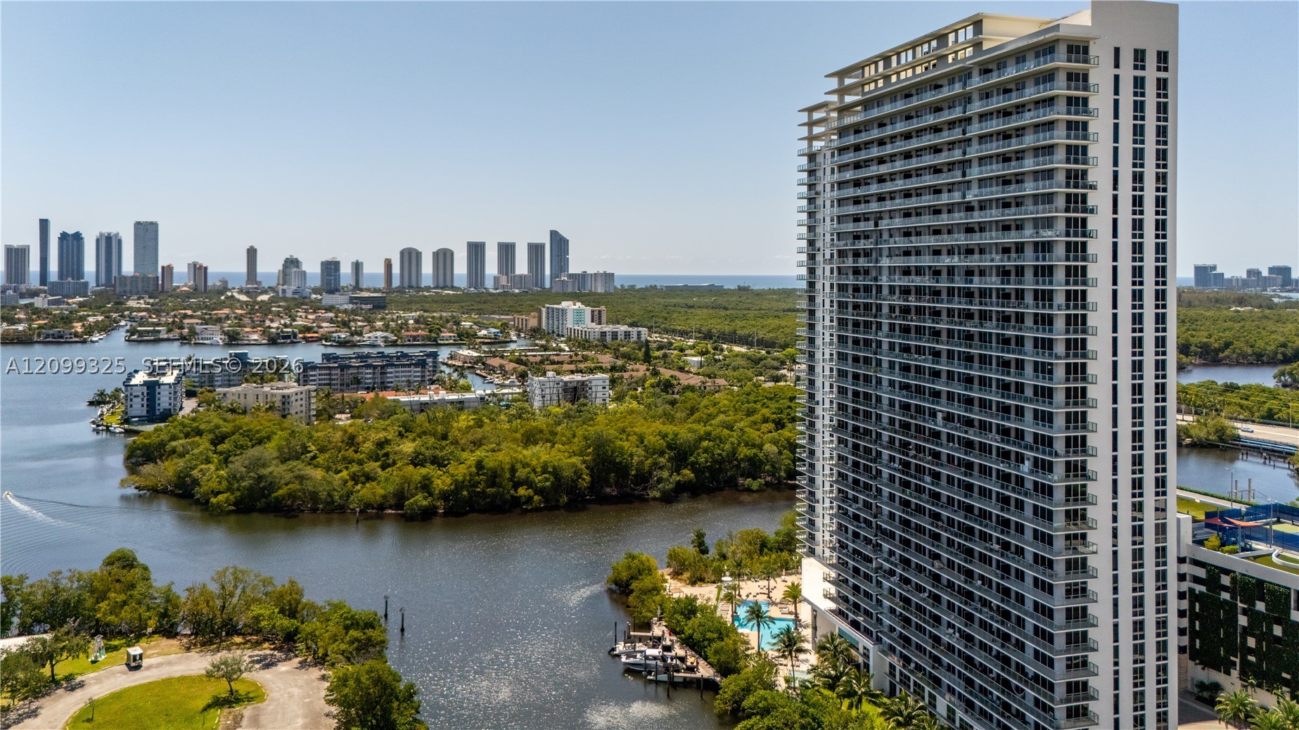16385 Biscayne Blvd #506, North Miami Beach FL 33160