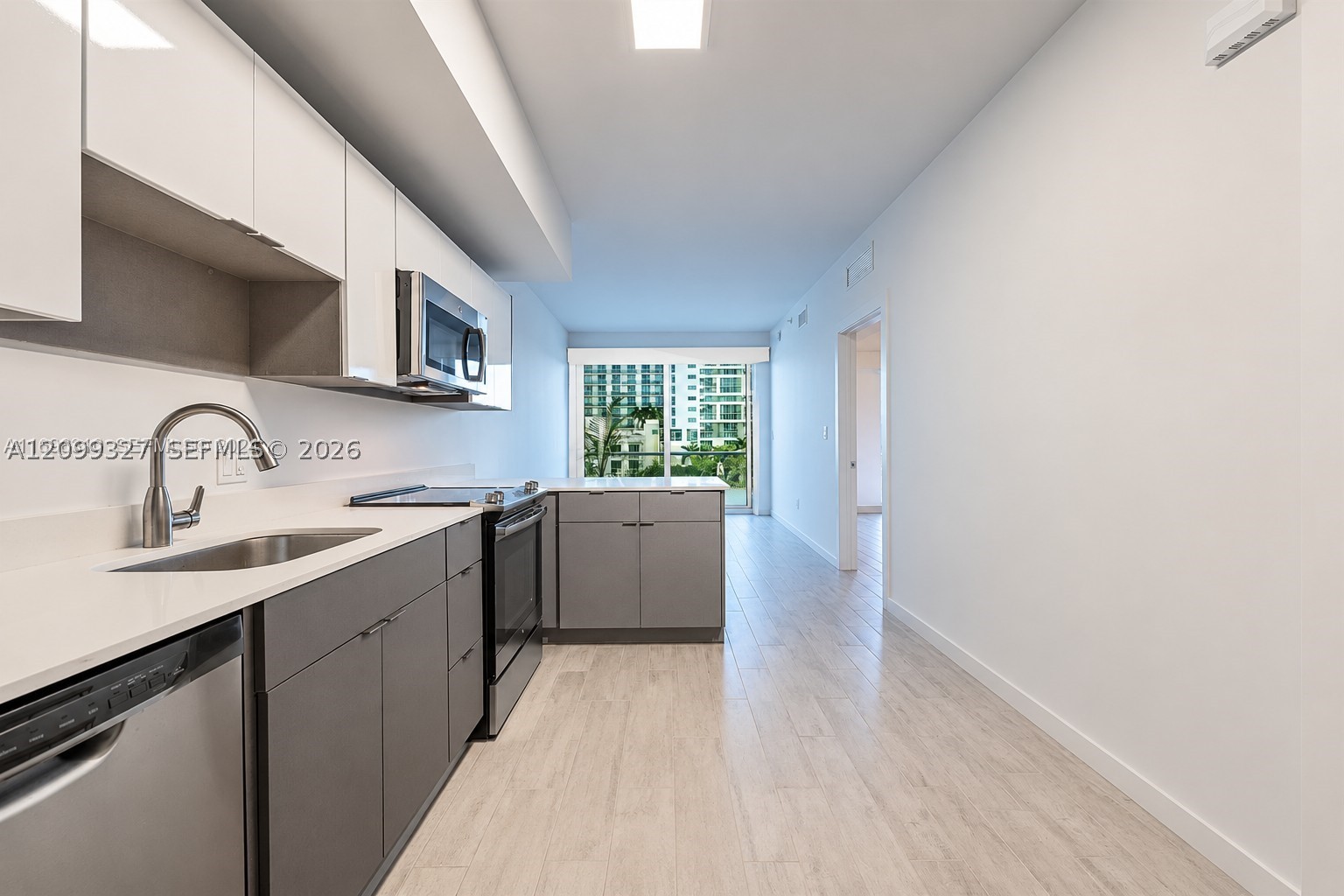 321 NE 26 #802, Miami FL 33137