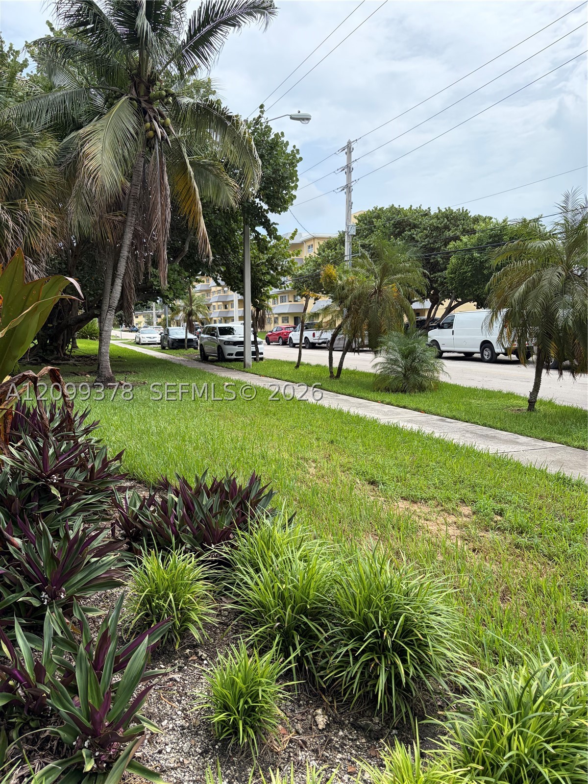 7477 SW 82nd St #C120, Miami FL 33143