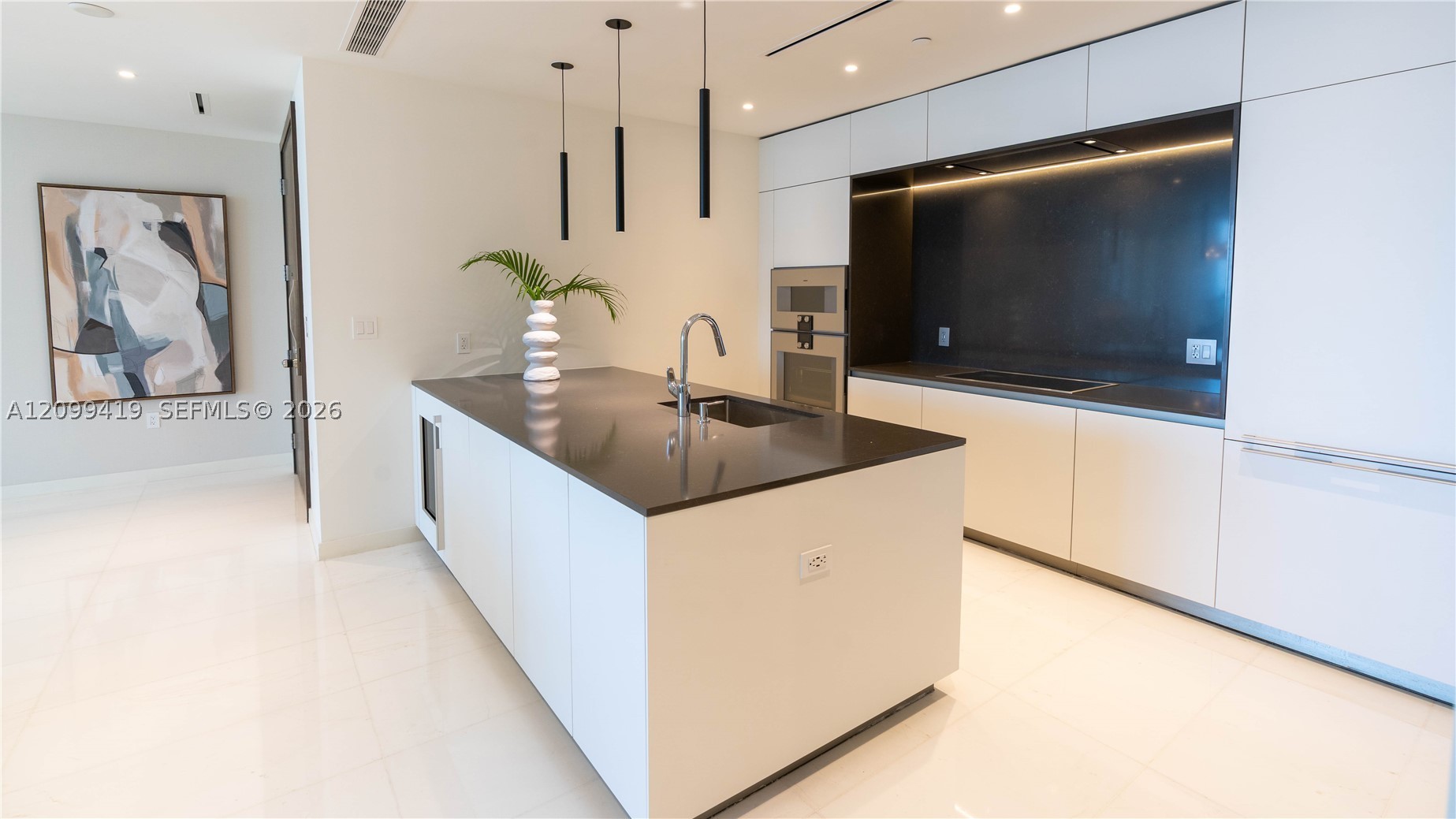 300 Biscayne Boulevard Way #503C, Miami FL 33131
