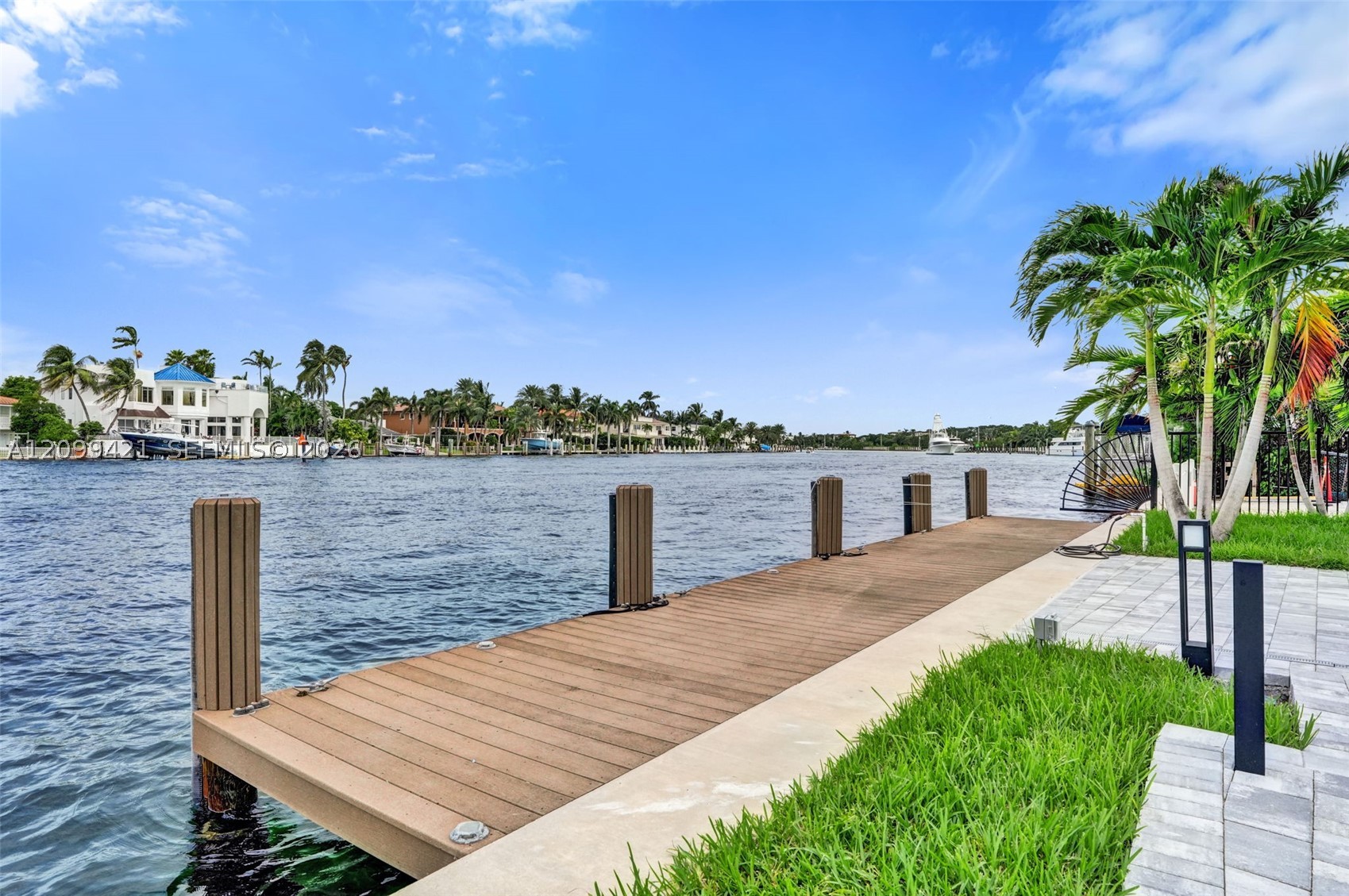 2639 N Riverside Dr #203, Pompano Beach FL 33062
