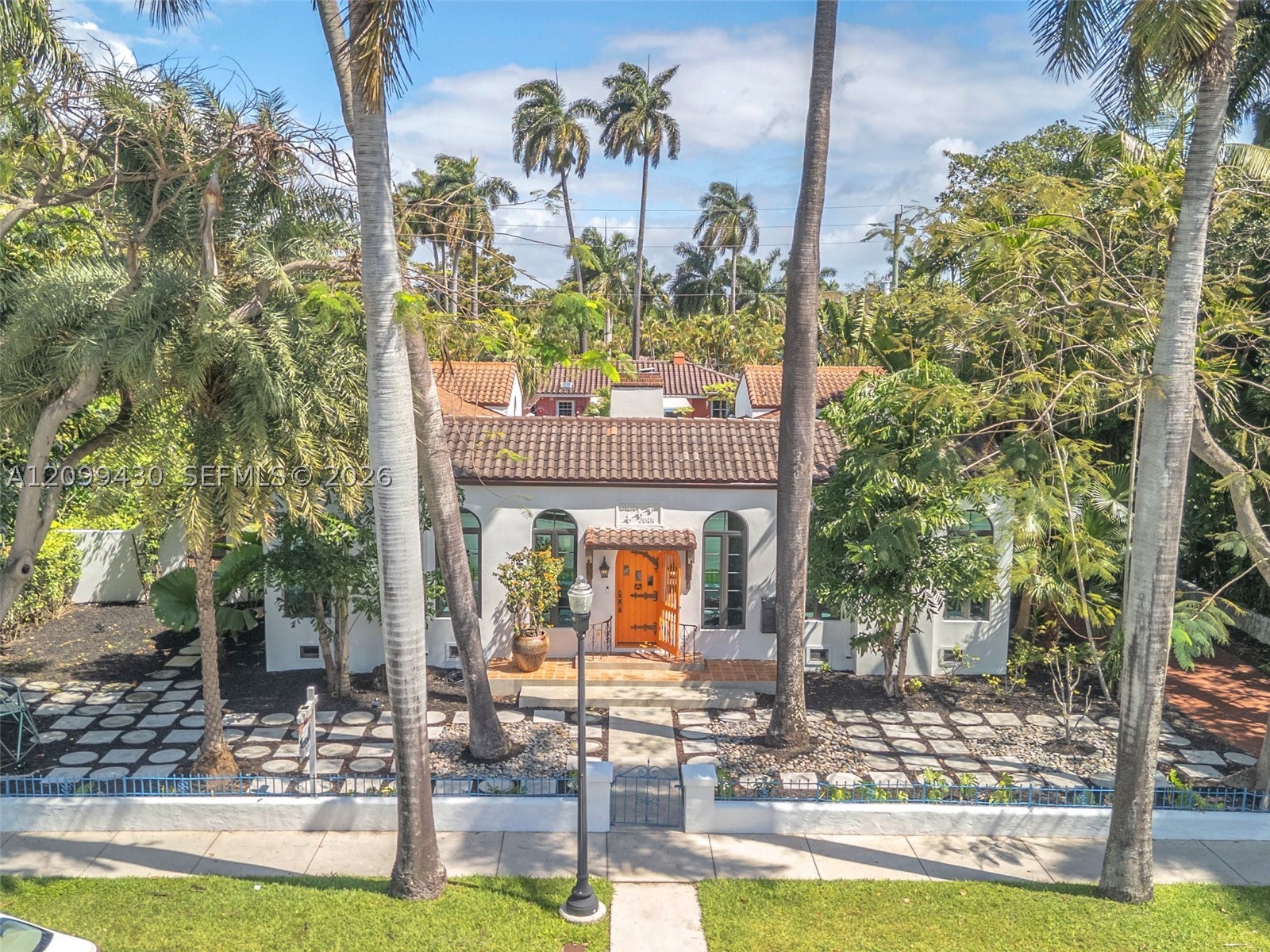 1321 Tyler St, Hollywood FL 33019