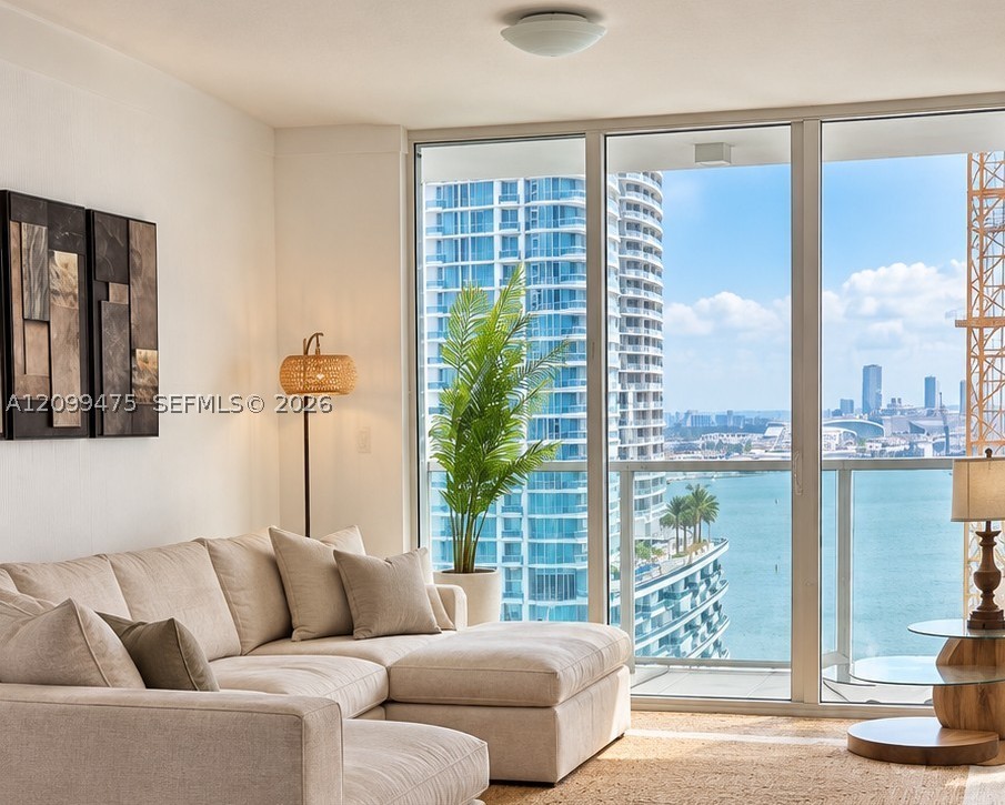31 SE 5th St #2604, Miami FL 33131