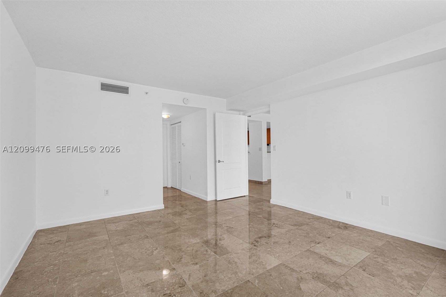 2101 Brickell Ave #2109, Miami FL 33129