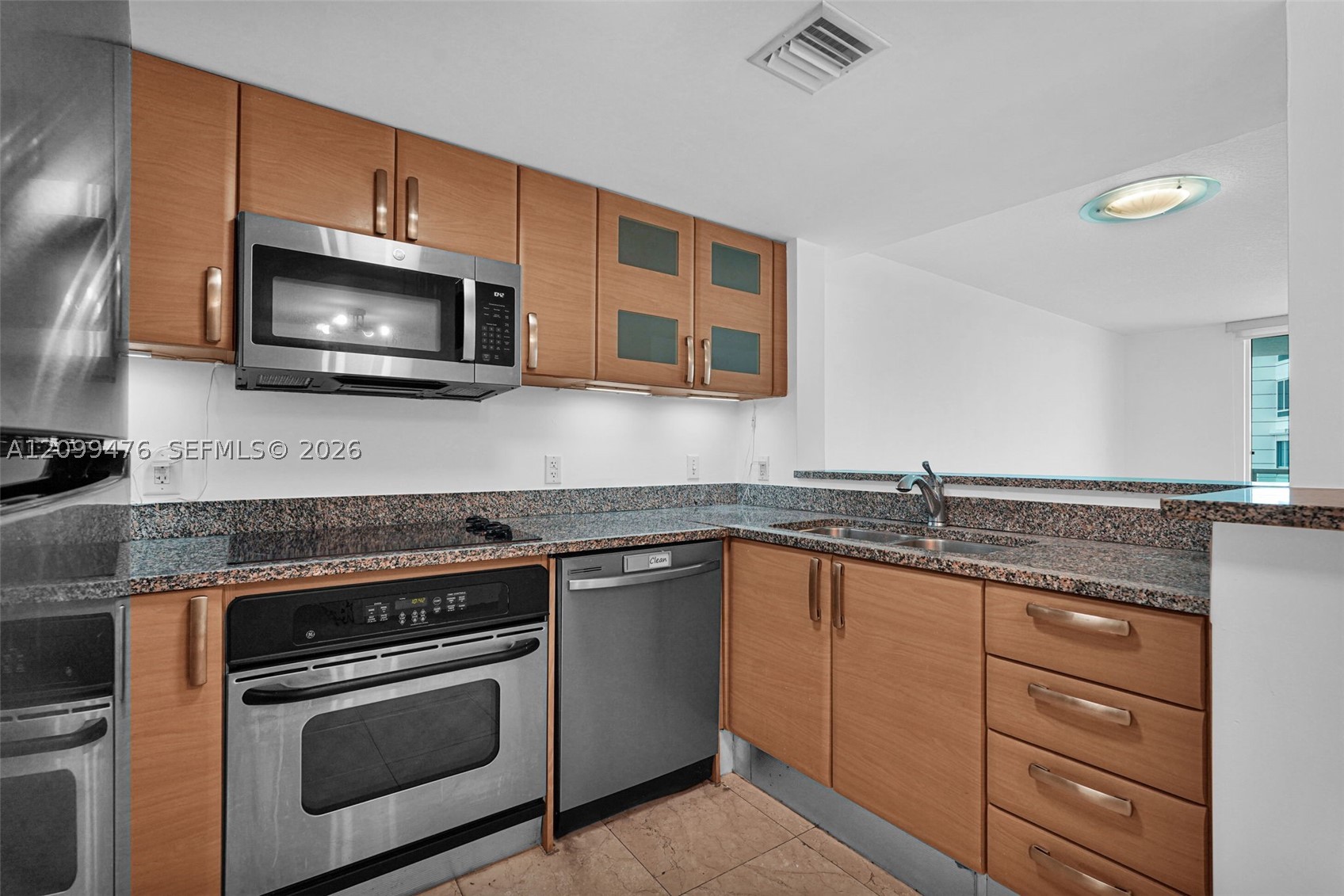2101 Brickell Ave #2109, Miami FL 33129