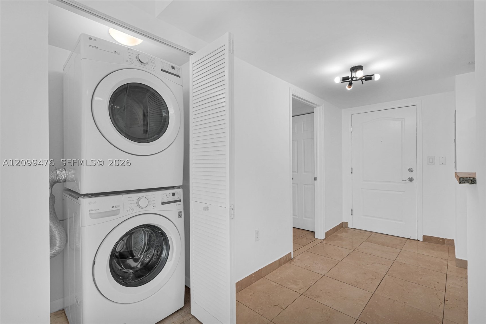 2101 Brickell Ave #2109, Miami FL 33129