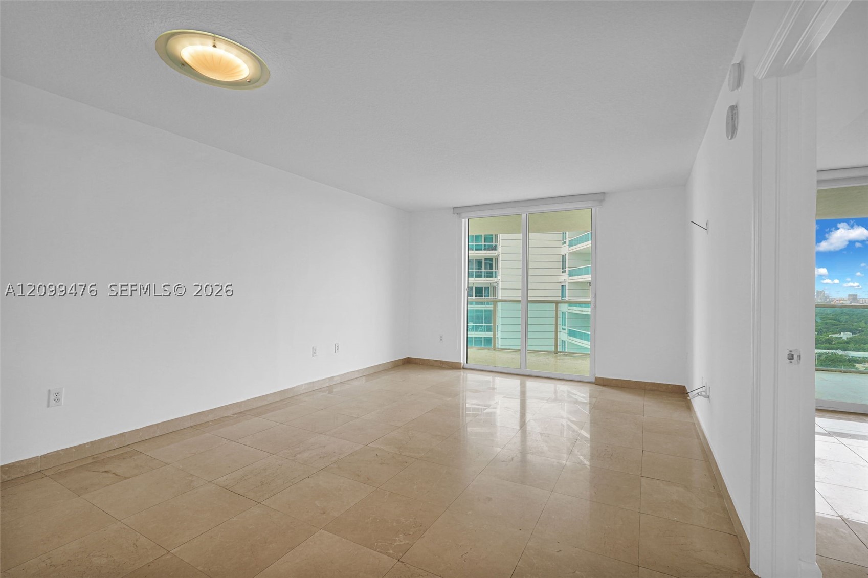 2101 Brickell Ave #2109, Miami FL 33129