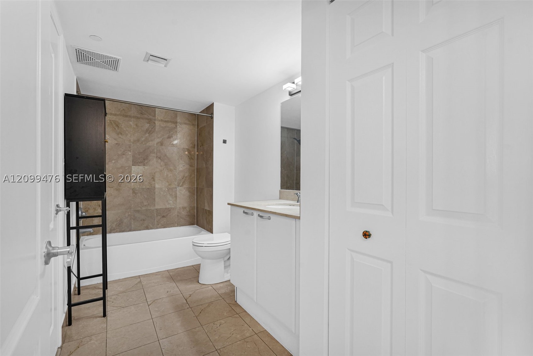 2101 Brickell Ave #2109, Miami FL 33129