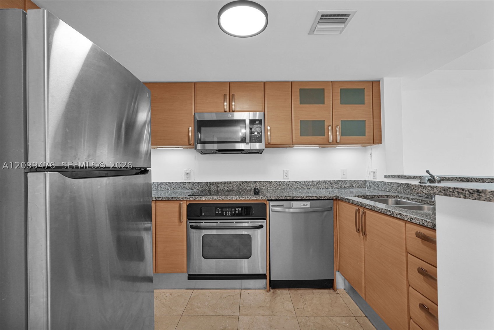 2101 Brickell Ave #2109, Miami FL 33129