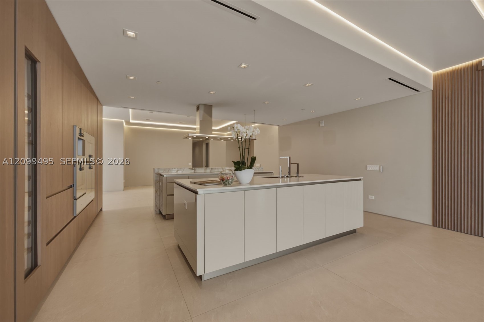 18501 Collins Ave #1404, Sunny Isles Beach FL 33160