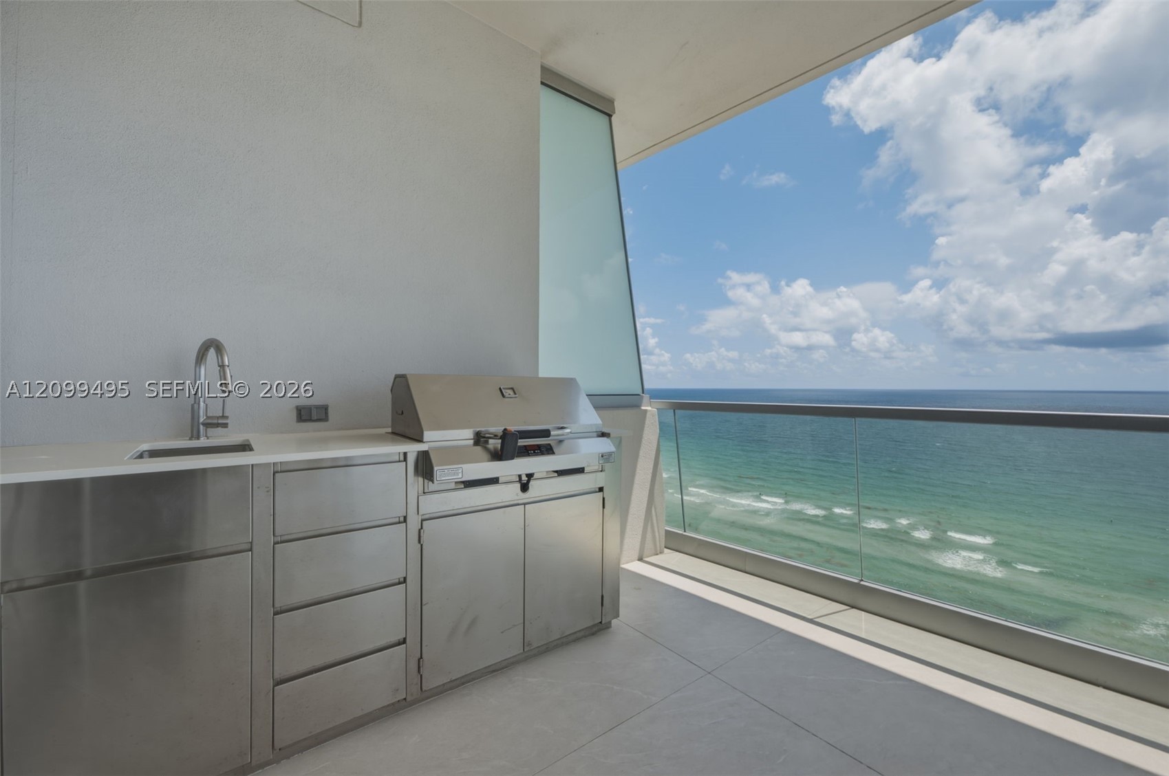 18501 Collins Ave #1404, Sunny Isles Beach FL 33160
