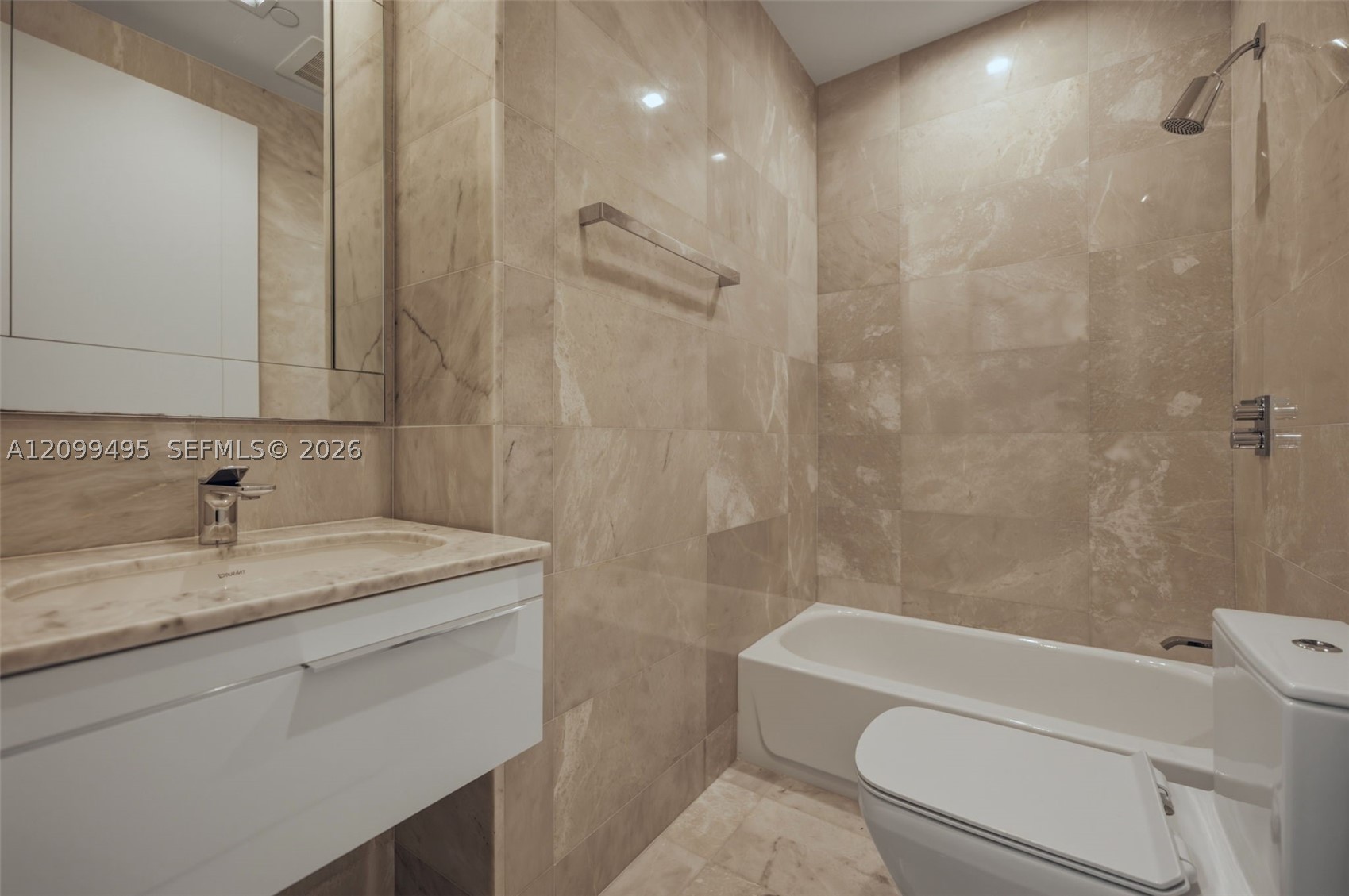 18501 Collins Ave #1404, Sunny Isles Beach FL 33160