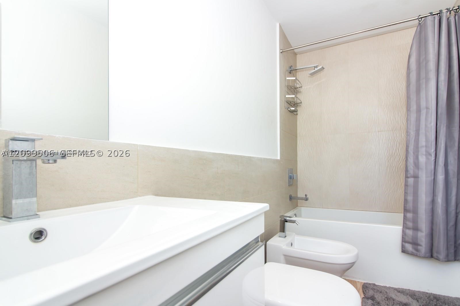 619 Meridian Ave #4, Miami Beach FL 33139