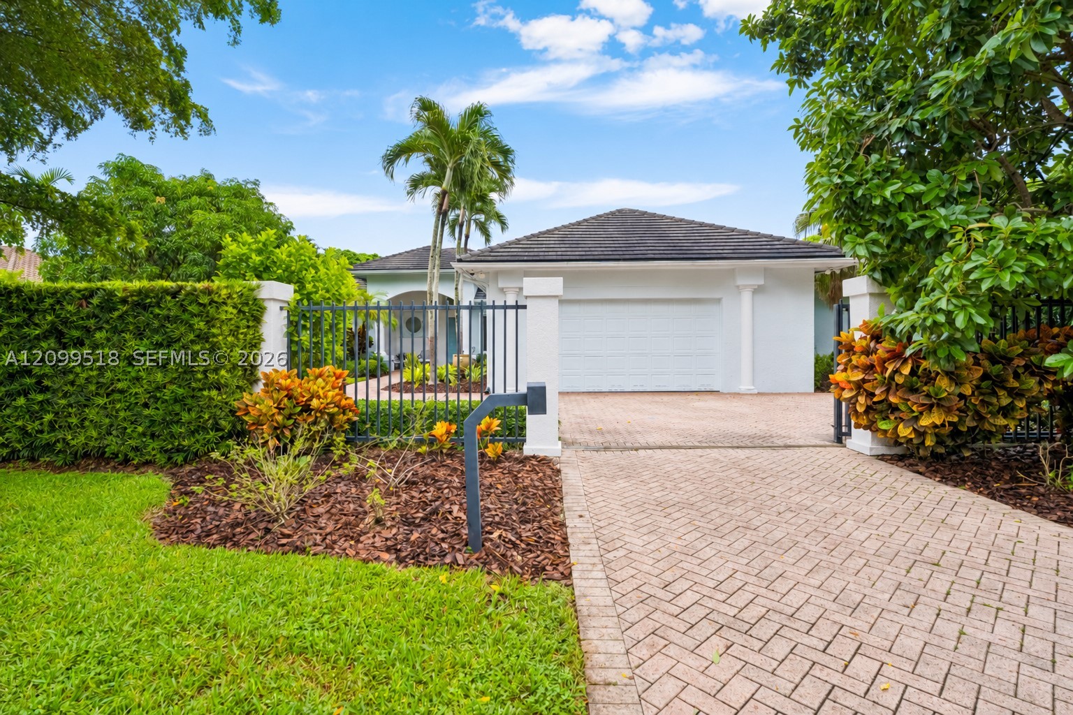 15255 SW 80th Ave, Palmetto Bay FL 33157