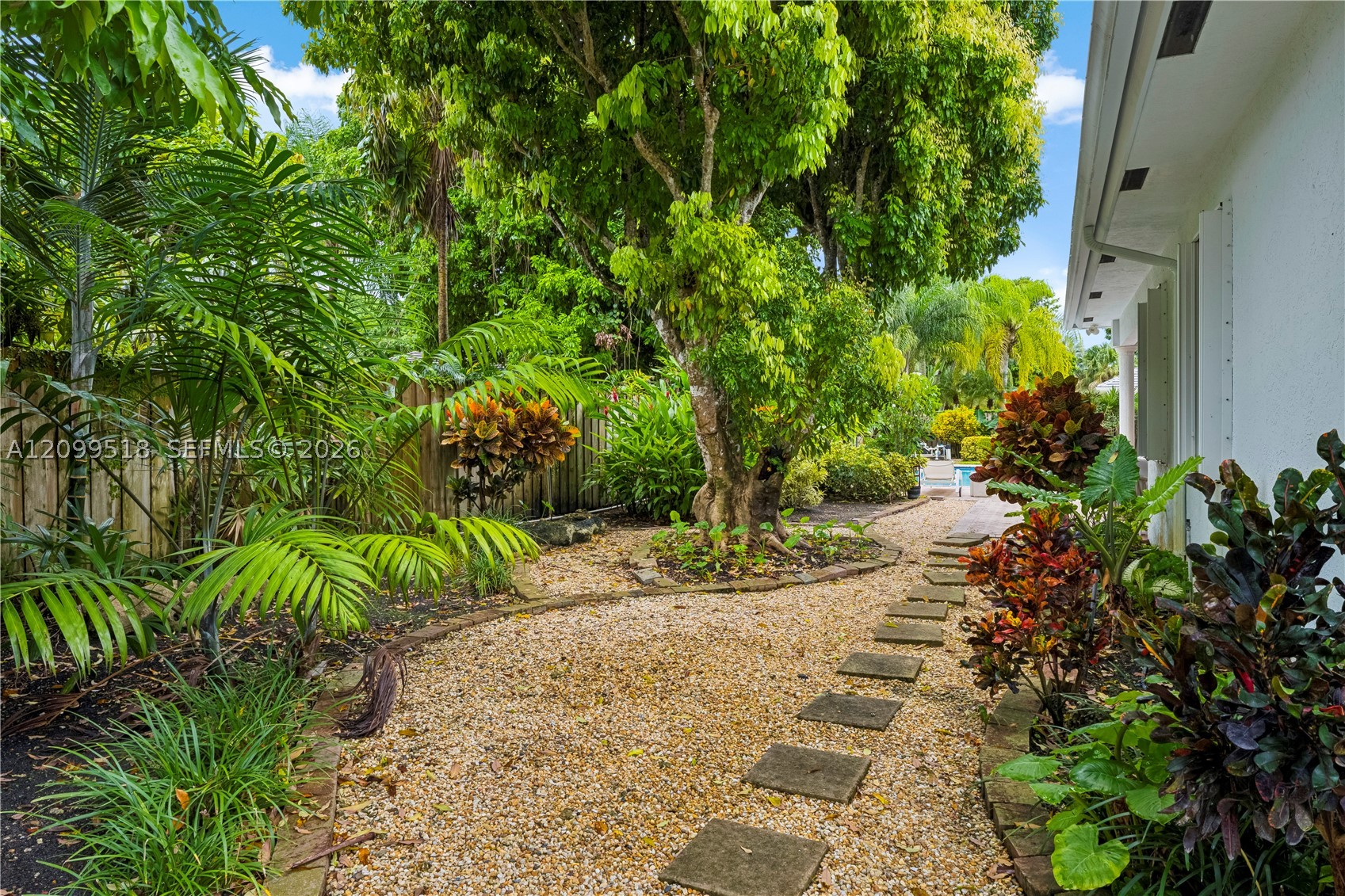 15255 SW 80th Ave, Palmetto Bay FL 33157