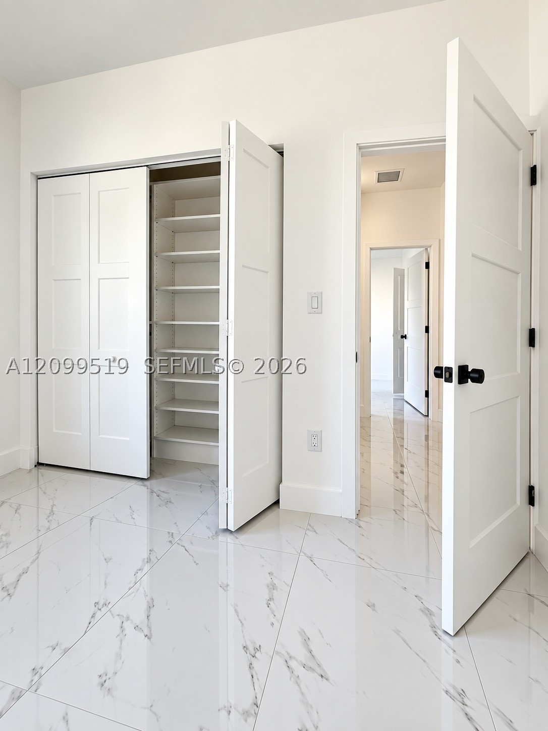 1552 NW 51st Ter, Miami FL 33142