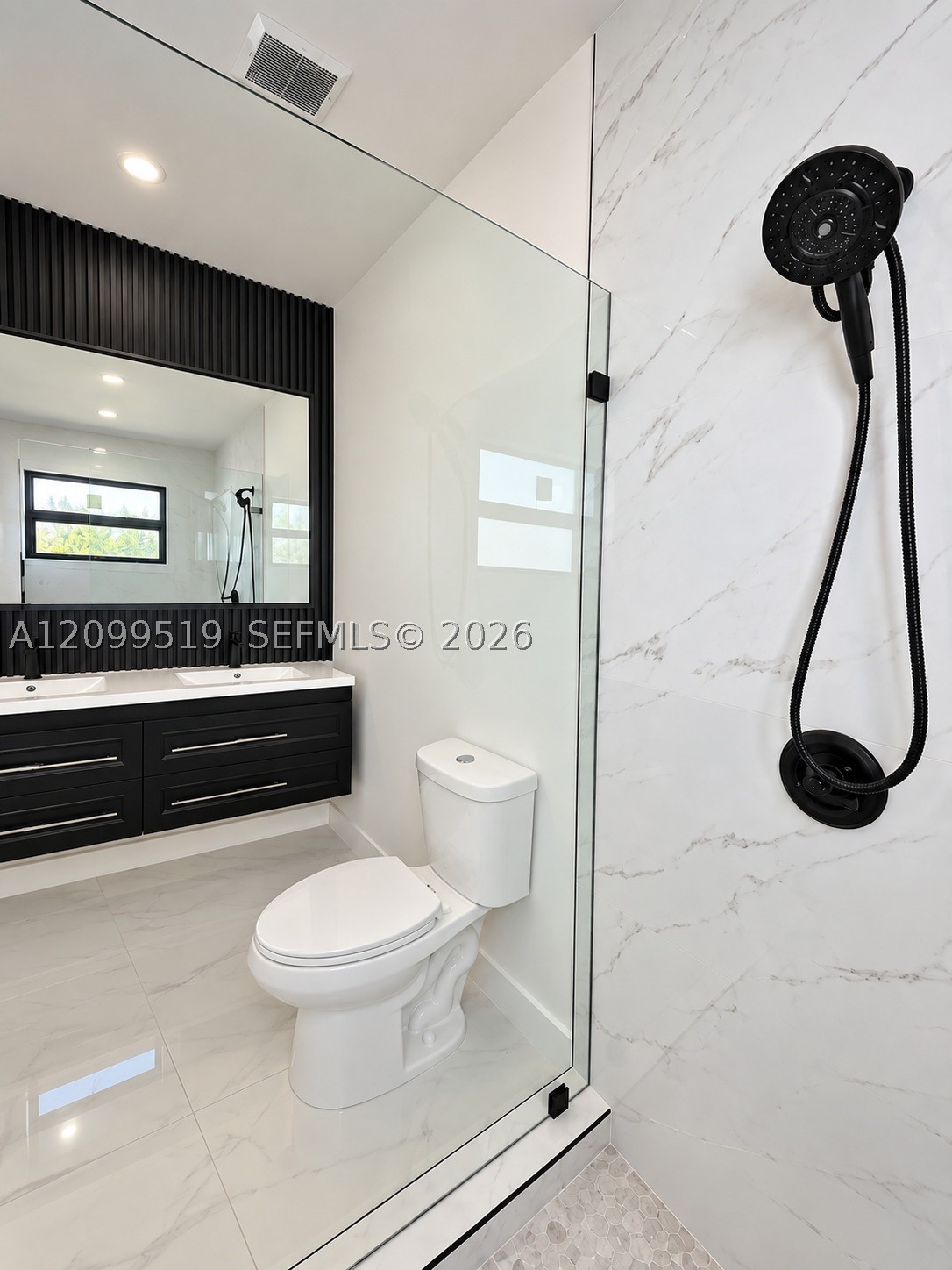 1552 NW 51st Ter, Miami FL 33142