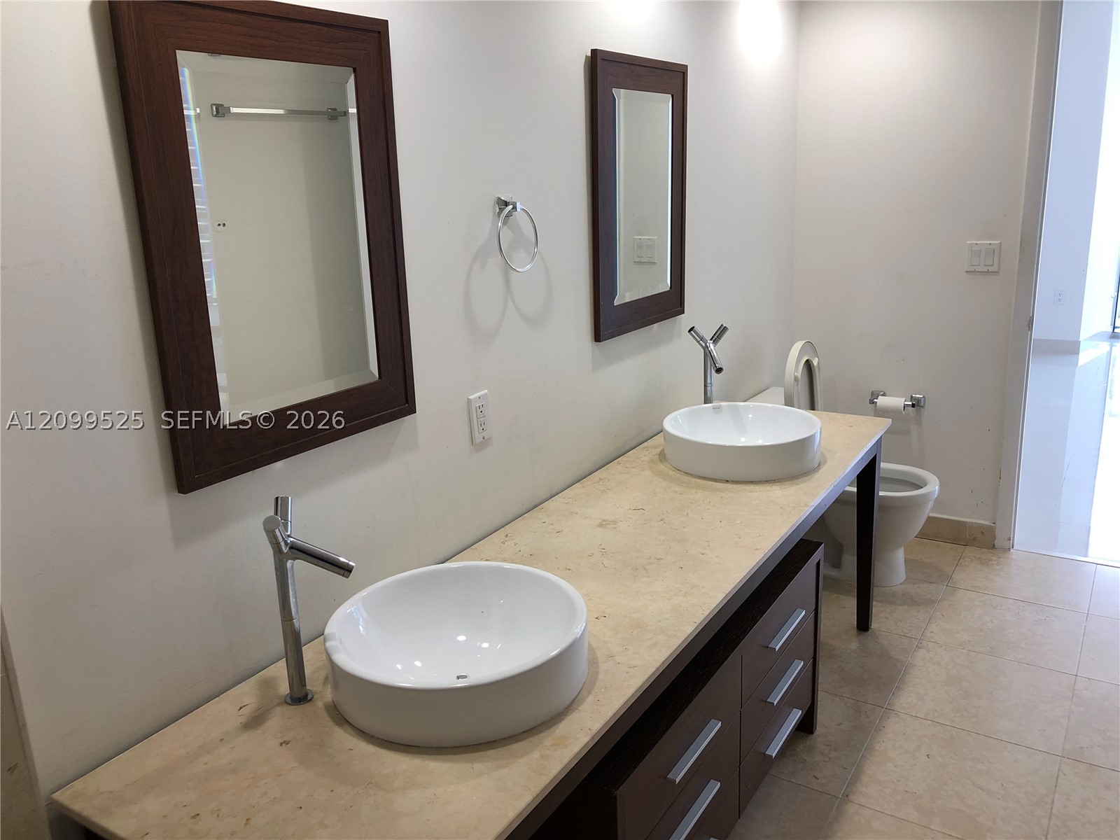 465 BRICKELL AV #4806, Miami FL 33131