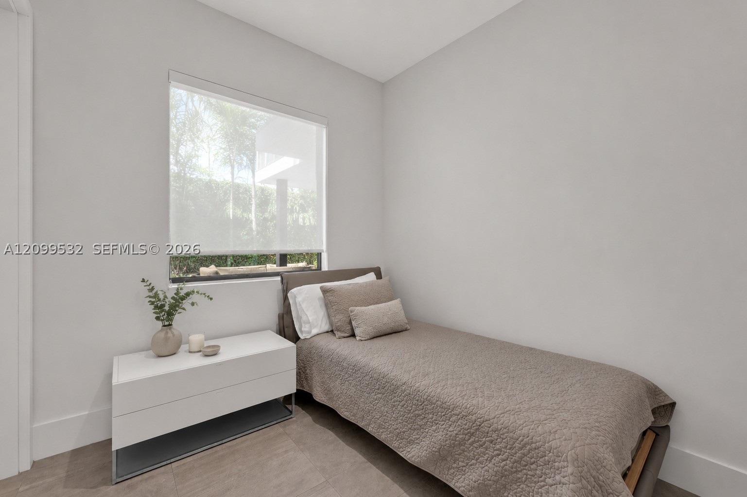 10 Samana Dr, Miami FL 33133