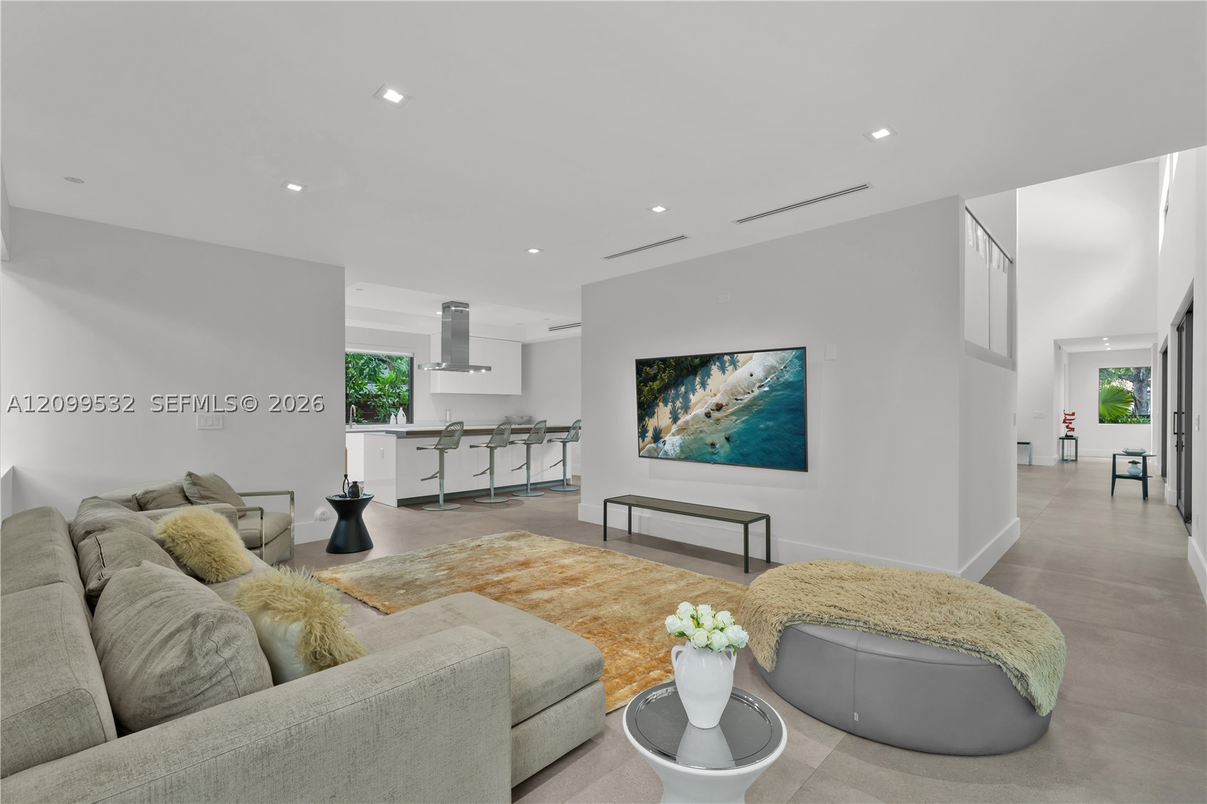 10 Samana Dr, Miami FL 33133