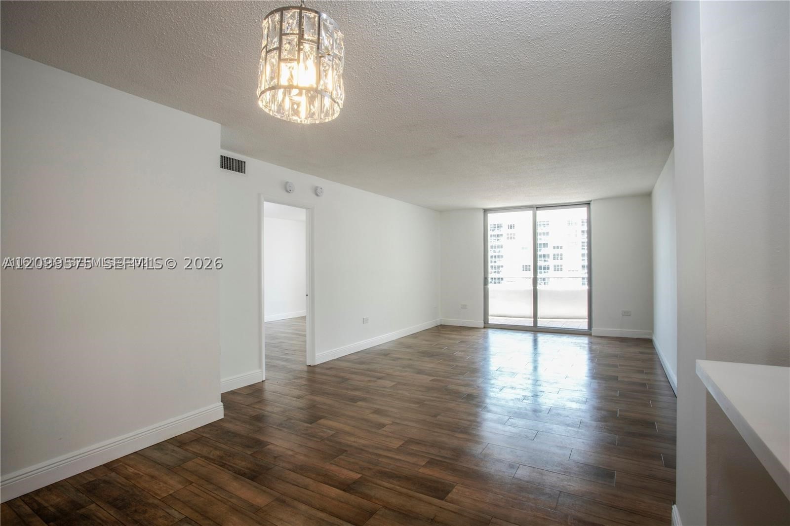 Miami Beach FL 33140 - A12099575