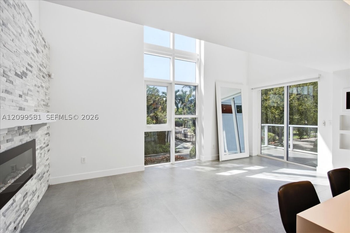 455 NE 39th St #202, Miami FL 33137