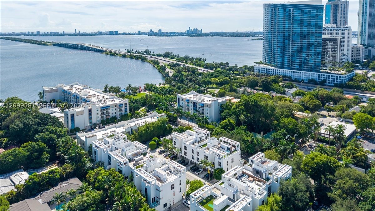 455 NE 39th St #202, Miami FL 33137