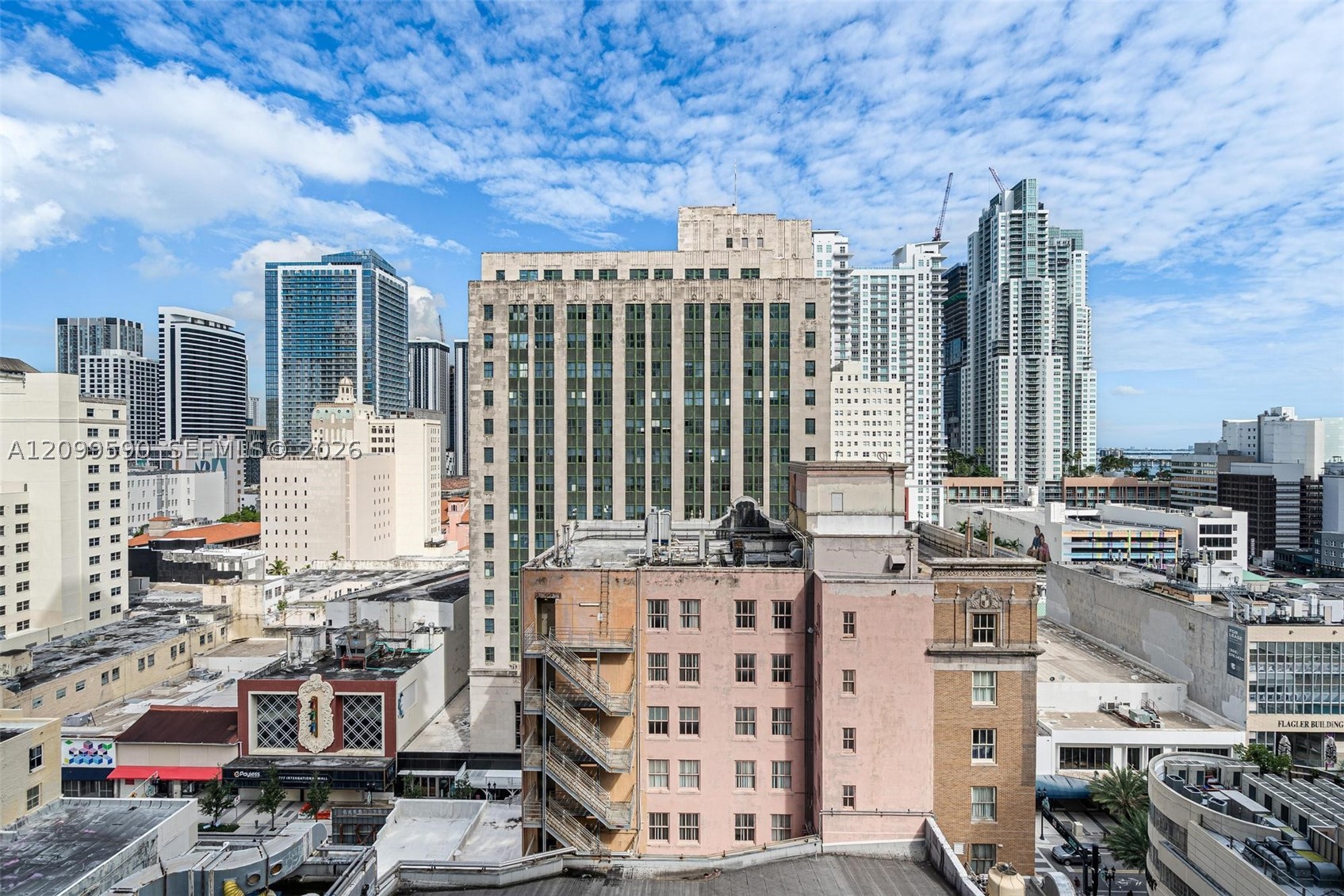 151 SE 1st St #1404, Miami FL 33131
