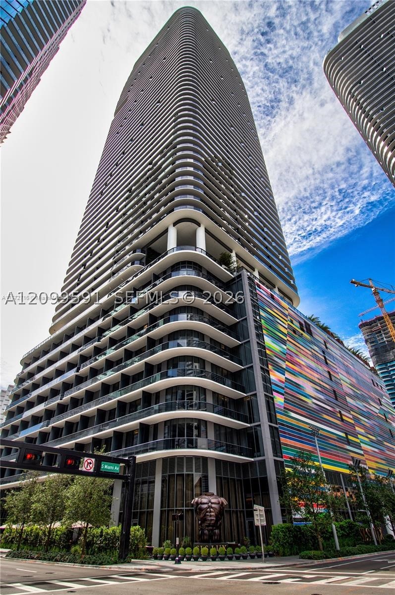 801 S Miami Ave #1408, Miami FL 33130