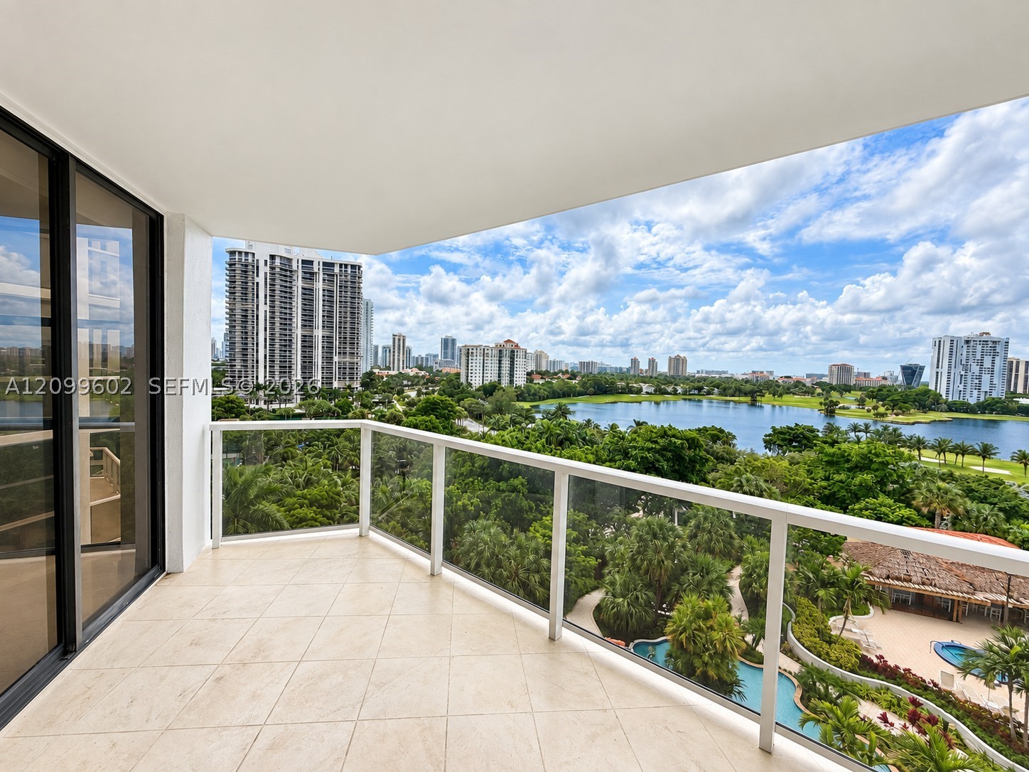 20281 E Country Club Dr #809, Aventura FL 33180
